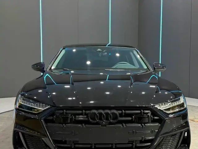 Audi A7L — Фото автомобиля 2