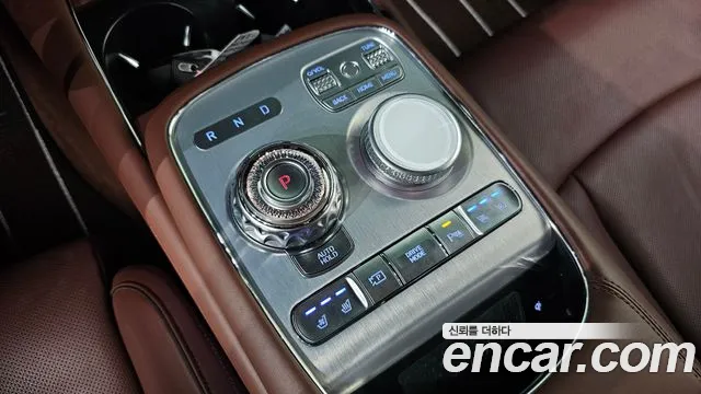 Genesis G90 Бензин 3.5 турбо AWD — Фото автомобиля 2