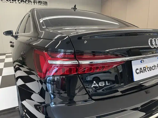 Audi A6L — Фото автомобиля 10