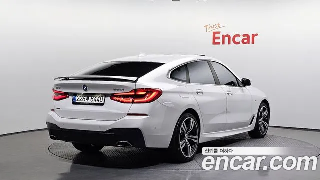 BMW Gran Turismo — Фото автомобиля 2