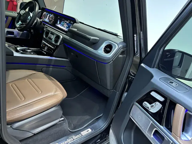 Mercedes-Benz G-Class — Фото автомобиля 14