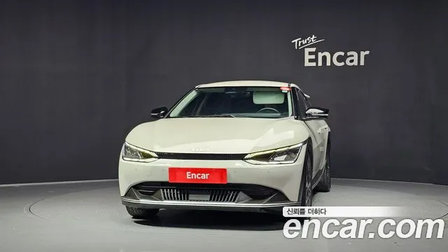 Kia EV6 — Фото автомобиля 3