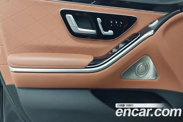 Mercedes-Benz S-Class — Фото автомобиля 15