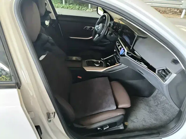 BMW 3 Series — Фото автомобиля 24