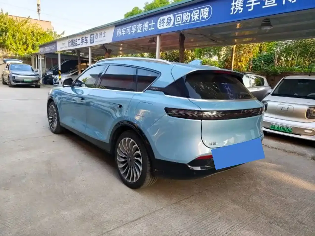 Voyah Auto VOYAH FREE 2021 AWD Standard Range Extender Exclusive Luxury Package — Фото автомобиля 9