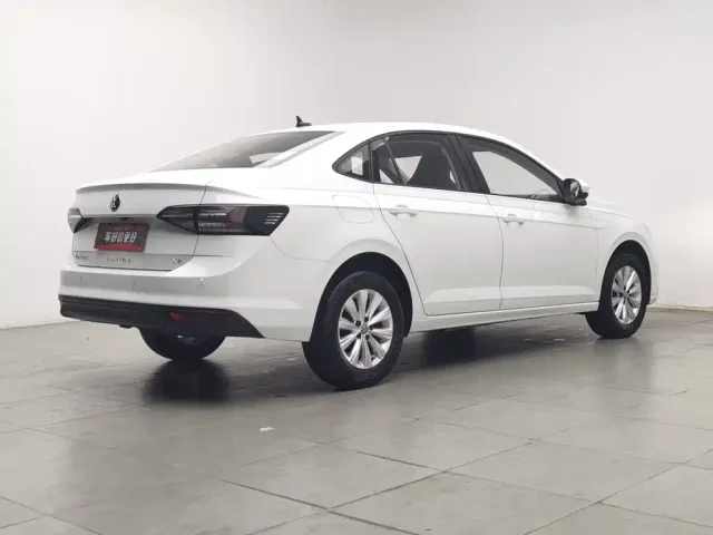Volkswagen Lavida — Фото автомобиля 2