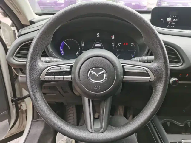 Mazda CX-30 EV — Фото автомобиля 10