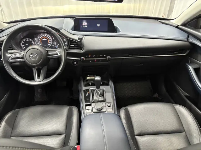 Mazda CX-30 — Фото автомобиля 10