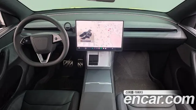 Tesla Model Y — Фото автомобиля 6
