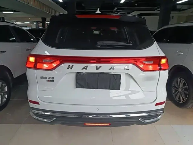 Haval M6 — Фото автомобиля 5