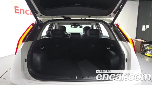 Kia Niro The All New Niro — Фото автомобиля 26