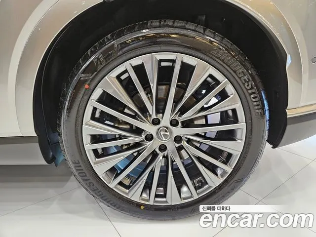 Lexus RX — Фото автомобиля 6