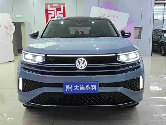 Volkswagen Talagon — Фото автомобиля 2