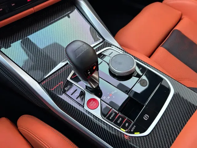 BMW M4 — Фото автомобиля 11