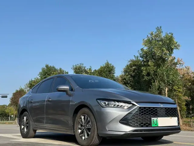 BYD Qin PLUS — Фото автомобиля 3