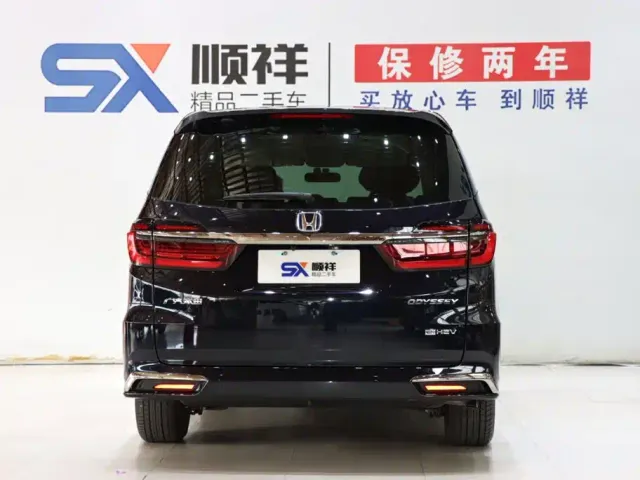 Honda Odyssey — Фото автомобиля 6