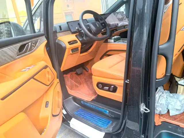 WEY WEY Alpine 2025 AWD Alpine 8 — Фото автомобиля 4