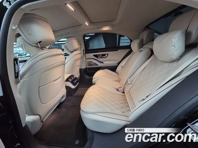 Mercedes-Benz S-Class — Фото автомобиля 13
