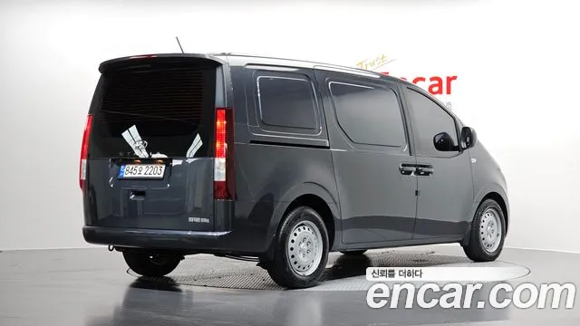 Hyundai Staria Staria Карго 3 места — Фото автомобиля 2