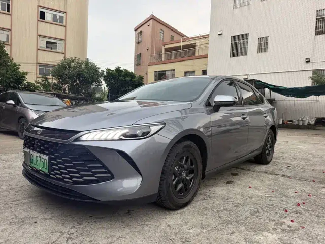 Фотография автомобиля — BYD Qin PLUS
