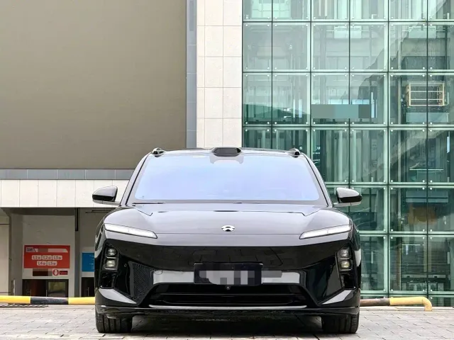 Nio ET5 Touring — Фото автомобиля 2