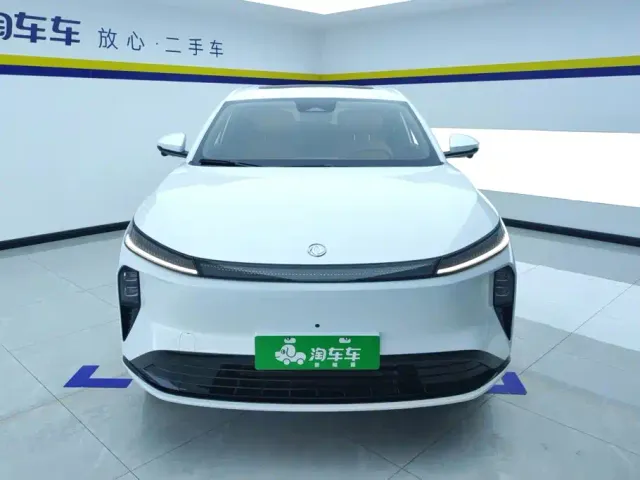 Dongfeng Aeolus L8 — Фото автомобиля 2