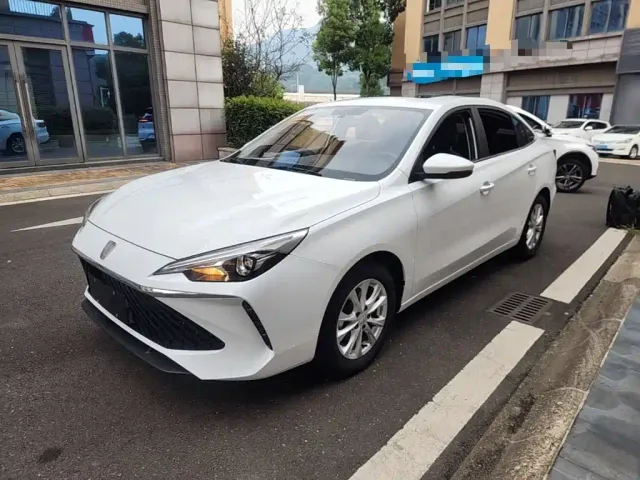 Фотография автомобиля — Roewe i5