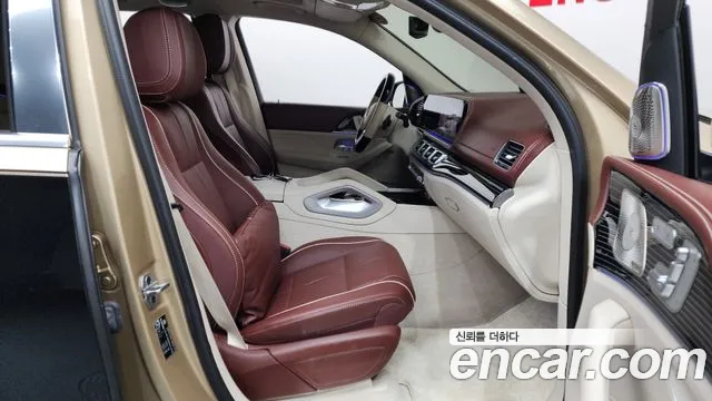 Mercedes-Benz GLS-Class — Фото автомобиля 17