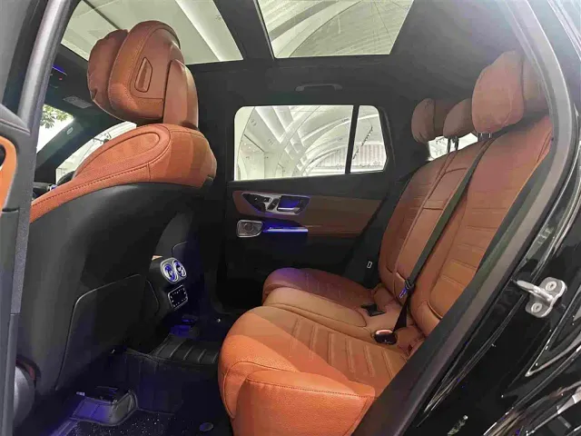 Mercedes-Benz GLC-Class — Фото автомобиля 11