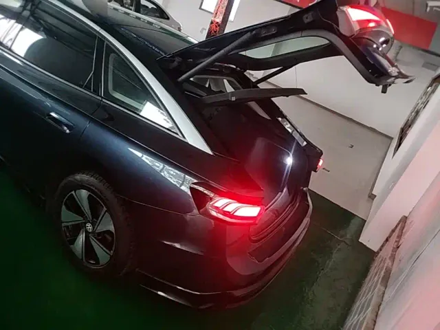 Volkswagen ID.7 Vizzion — Фото автомобиля 18