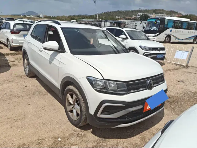 Volkswagen T-Cross — Фото автомобиля 9