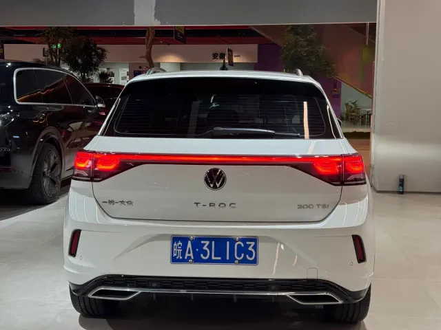 Volkswagen T-Roc — Фото автомобиля 7