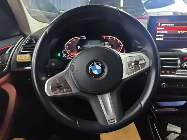 BMW BMW X3 2022 Facelift xDrive25i M Sport Package — Фото автомобиля 10