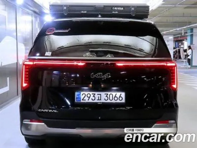 Kia Canival — Фото автомобиля 4