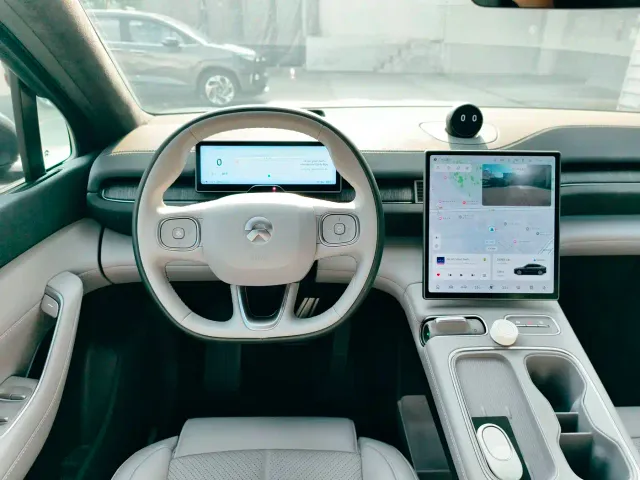 NIO NIO EC6 2024 75kWh — Фото автомобиля 10