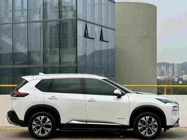 Nissan X-Trail — Фото автомобиля 16
