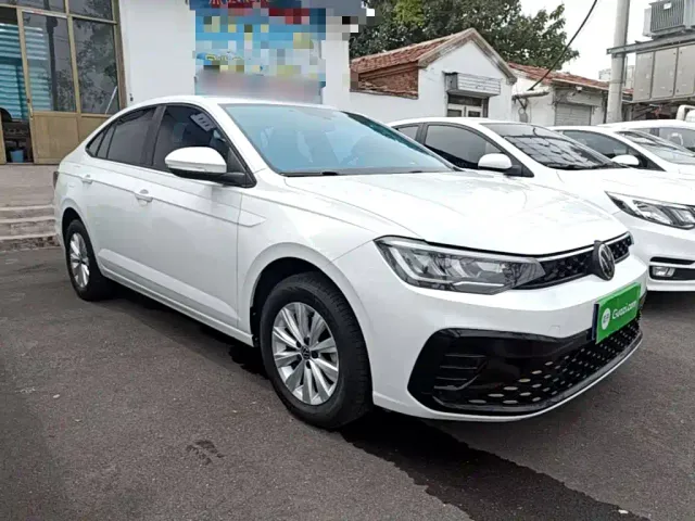 Volkswagen Lavida — Фото автомобиля 3