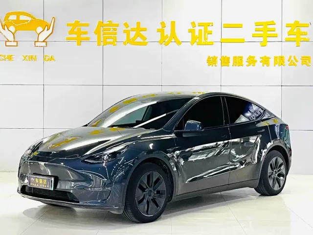 Фотография автомобиля — Tesla Model Y