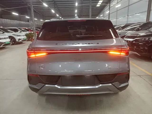 BYD Yuan PLUS — Фото автомобиля 5