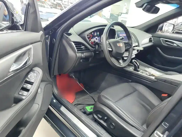 Cadillac CT5 — Фото автомобиля 15