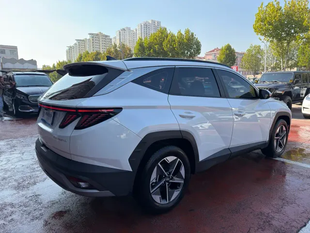 Hyundai Tucson — Фото автомобиля 6