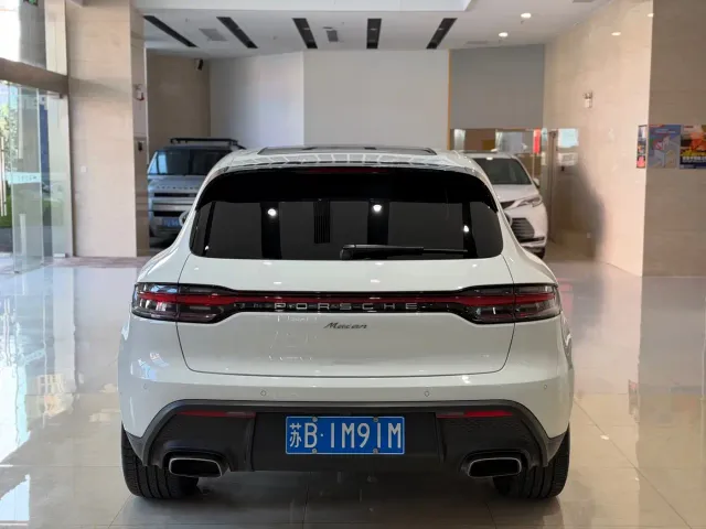 Porsche Macan — Фото автомобиля 17