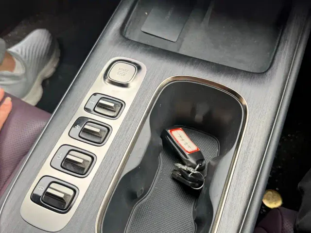 Xiaomi SU7 — Фото автомобиля 5