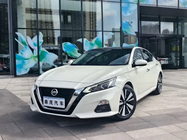 Фотография автомобиля — Nissan Teana