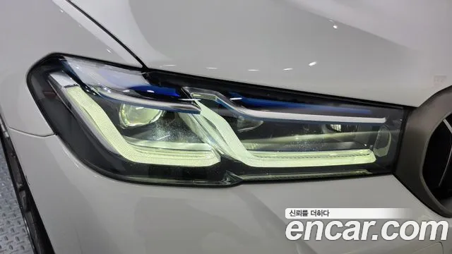 BMW 5-Series 5 серия (G30) — Фото автомобиля 18