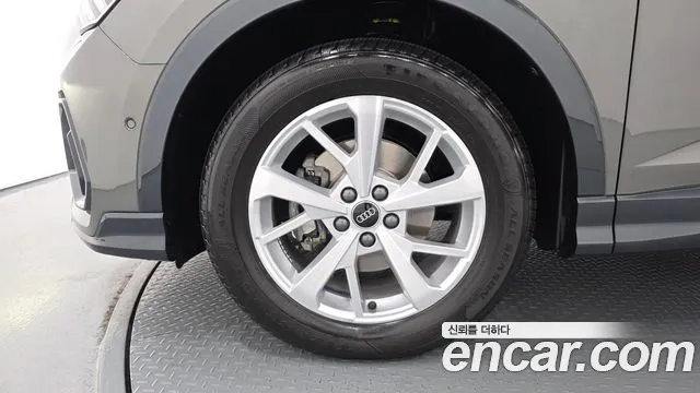 Audi Q3 35 TDI Sportback — Фото автомобиля 5