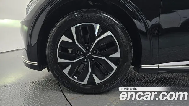 Kia EV6 — Фото автомобиля 5