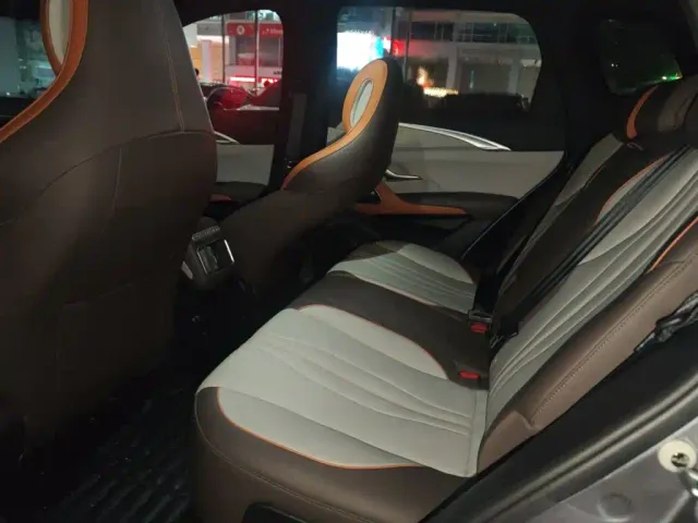 BYD Song Pro — Фото автомобиля 13
