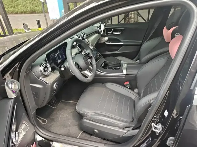 Mercedes-Benz C-Class — Фото автомобиля 11