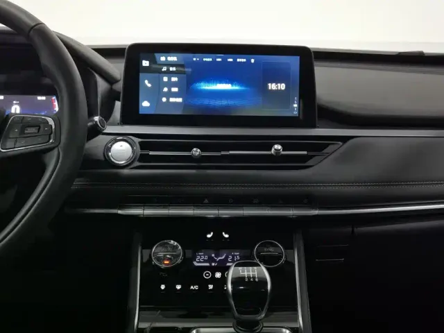 Chery Tiggo 8 — Фото автомобиля 12